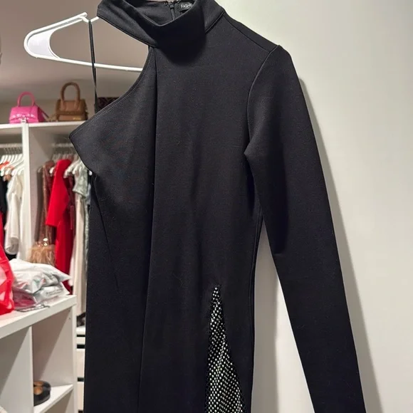 Fashionnova embellished body suit - Picture 3 of 9